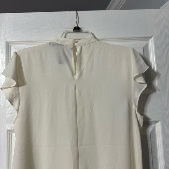 NWT Expresss Crocheted Lace Front Blouse - Picture 8 of 16